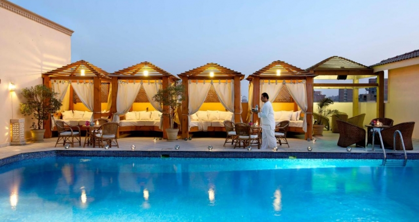 Barcelo Piscina